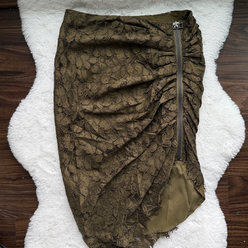 Veronica Beard Asymmetrical Zip Up Olive Skirt size 2
